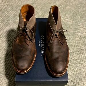 Mens Cole Haan chukka boots. Size 9 1/2 two tone. Still in great condition.